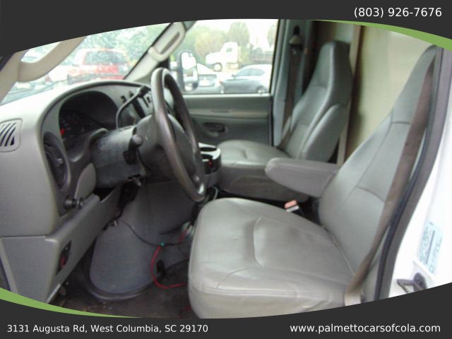 2007 Ford Econoline Commercial Cutaway Van Cab-Chassis 2D