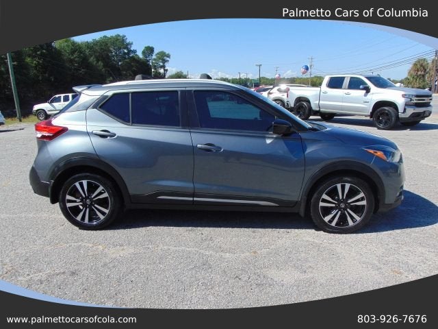 2020 Nissan Kicks SR