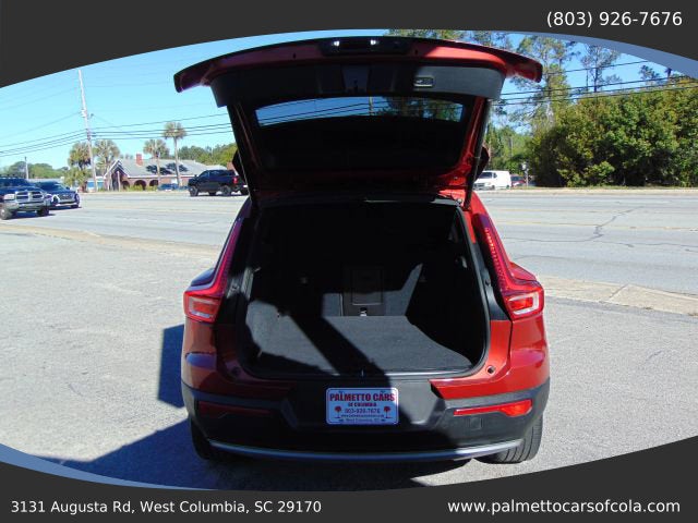 2022 Volvo XC40 Momentum