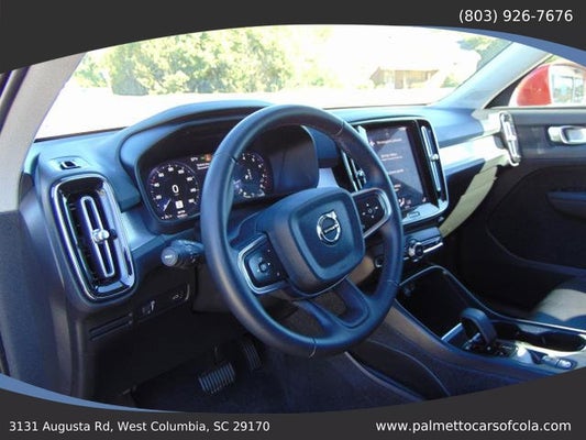 2022 Volvo XC40 Momentum in West Columbia, SC - Palmetto Cars of Columbia