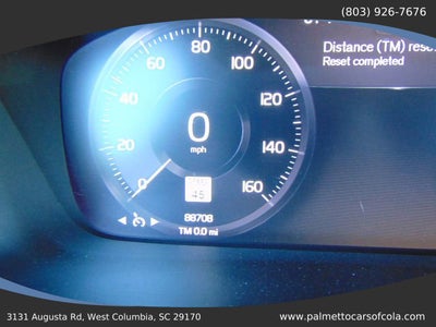 2022 Volvo XC40 Momentum