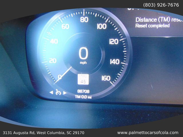 2022 Volvo XC40 Momentum